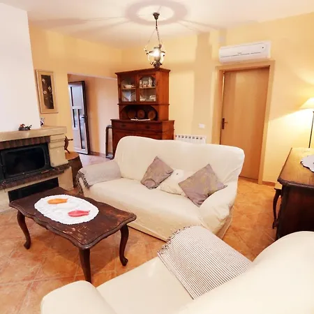 Guest house Maya 165