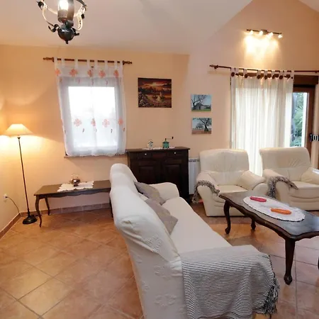 Guest house Maya 165