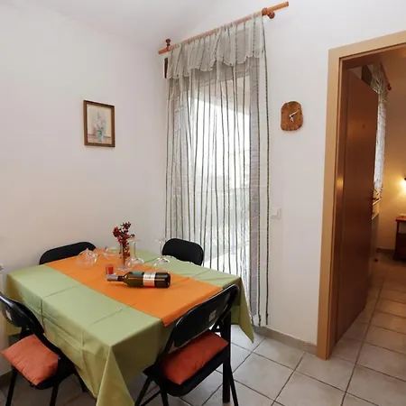 Maya 165 Guest house 3*